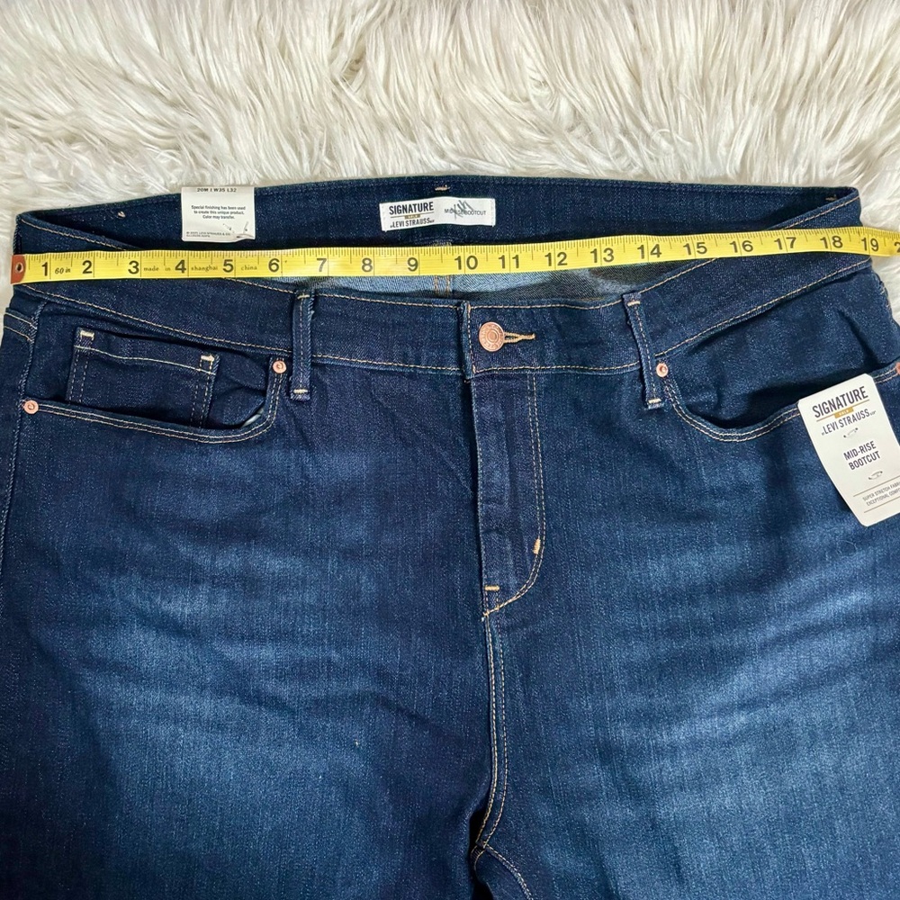 Levi’s Signature Mid Rise Bootcut Jeans Flare Leg Dark Blue Denim 20M W35 L32 - Picture 5 of 12